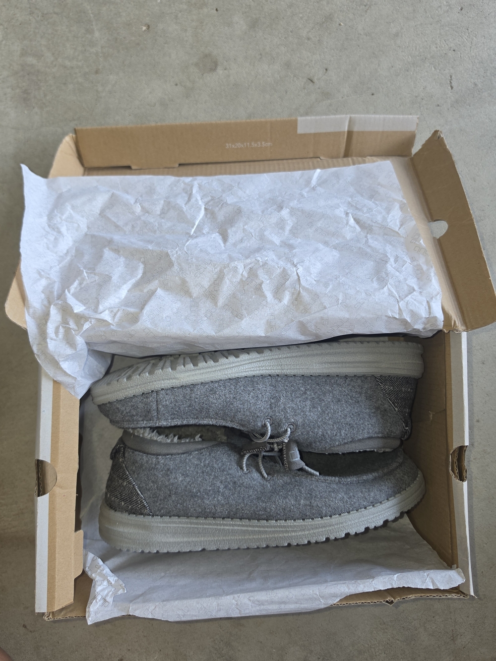 Hey Dude Cindy Women’s Size 8 Gray Cozy Lined Shoes NEW IN BOX